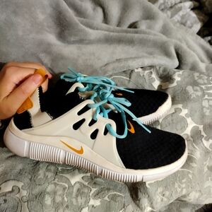 Nike Acalme White Amber Rise W